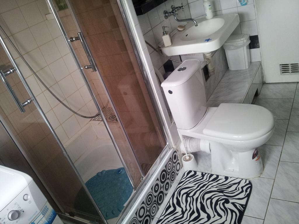 Sloneczny Apartament Z Balkonem Apartment Gdansk Bagian luar foto